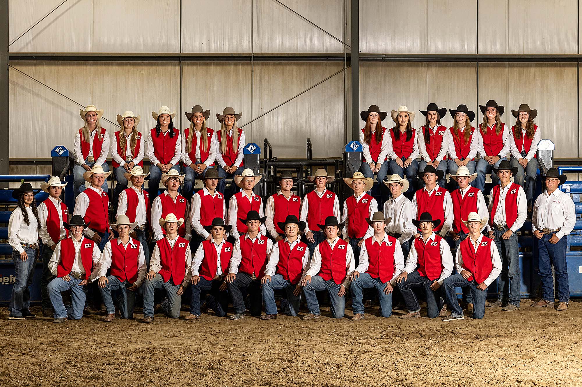 Photo of the 2024-2025 Casper College Men's and Women's Rodeo team.